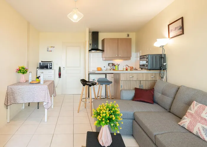 L'oustalet-6 By Interhome